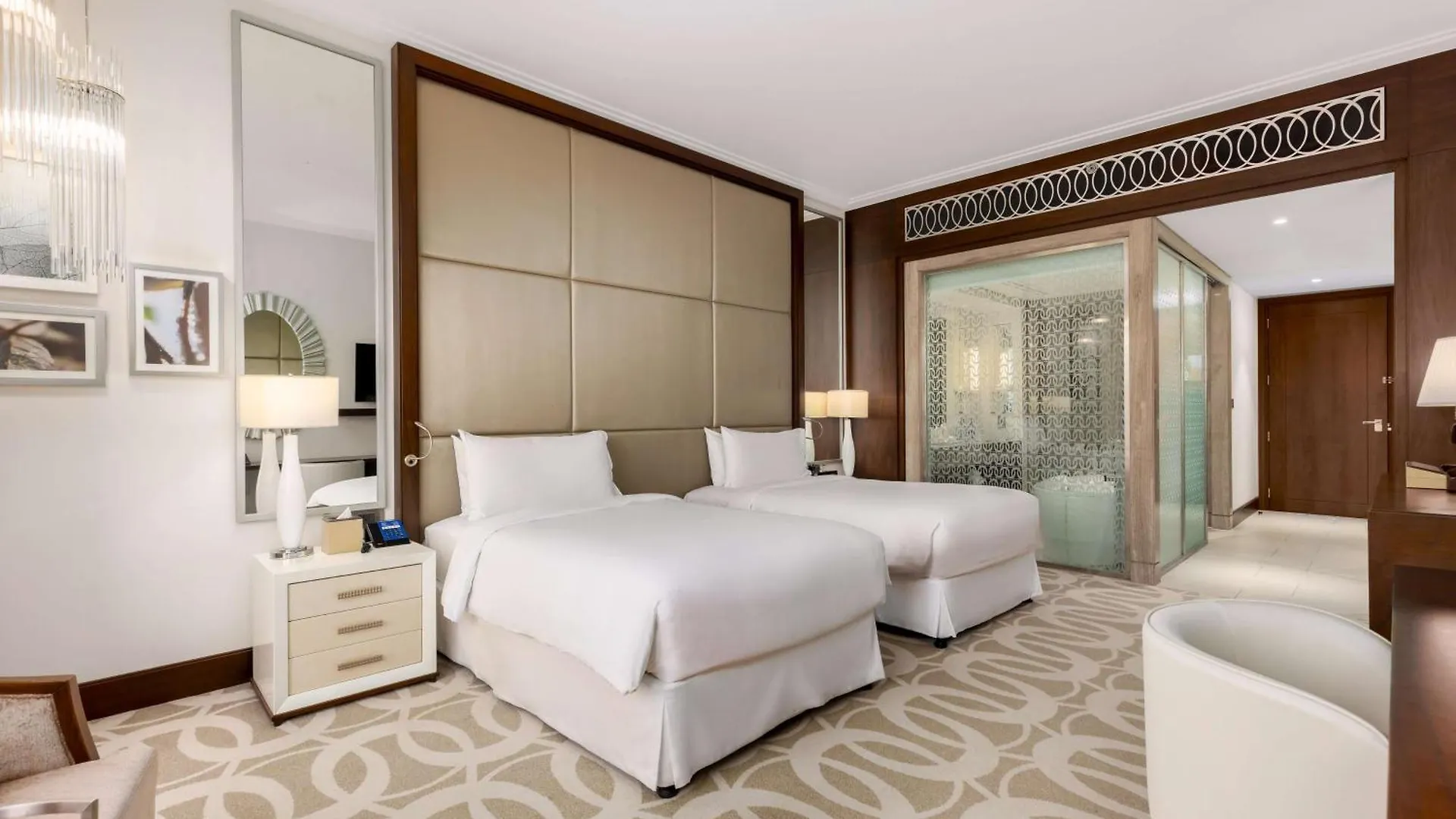 Hilton Dubai Al Habtoor City Emiratos Árabes Unidos