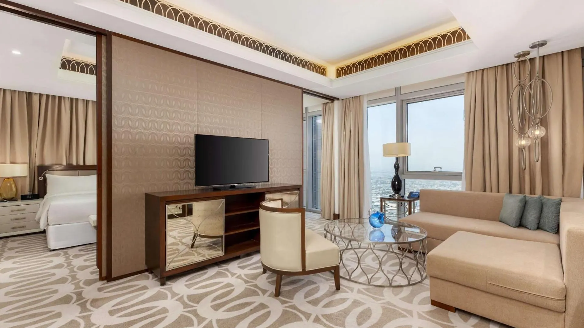 Hilton Dubai Al Habtoor City Hotel