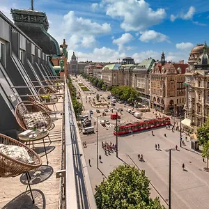 Vn17 Rooftop By Adrez 4* Prag