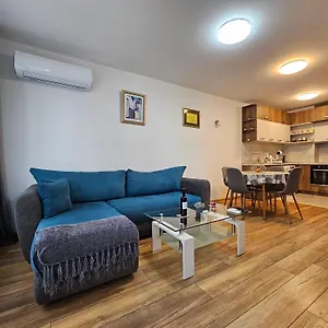 Brand New With Free Parking Near Center Βουλγαρία