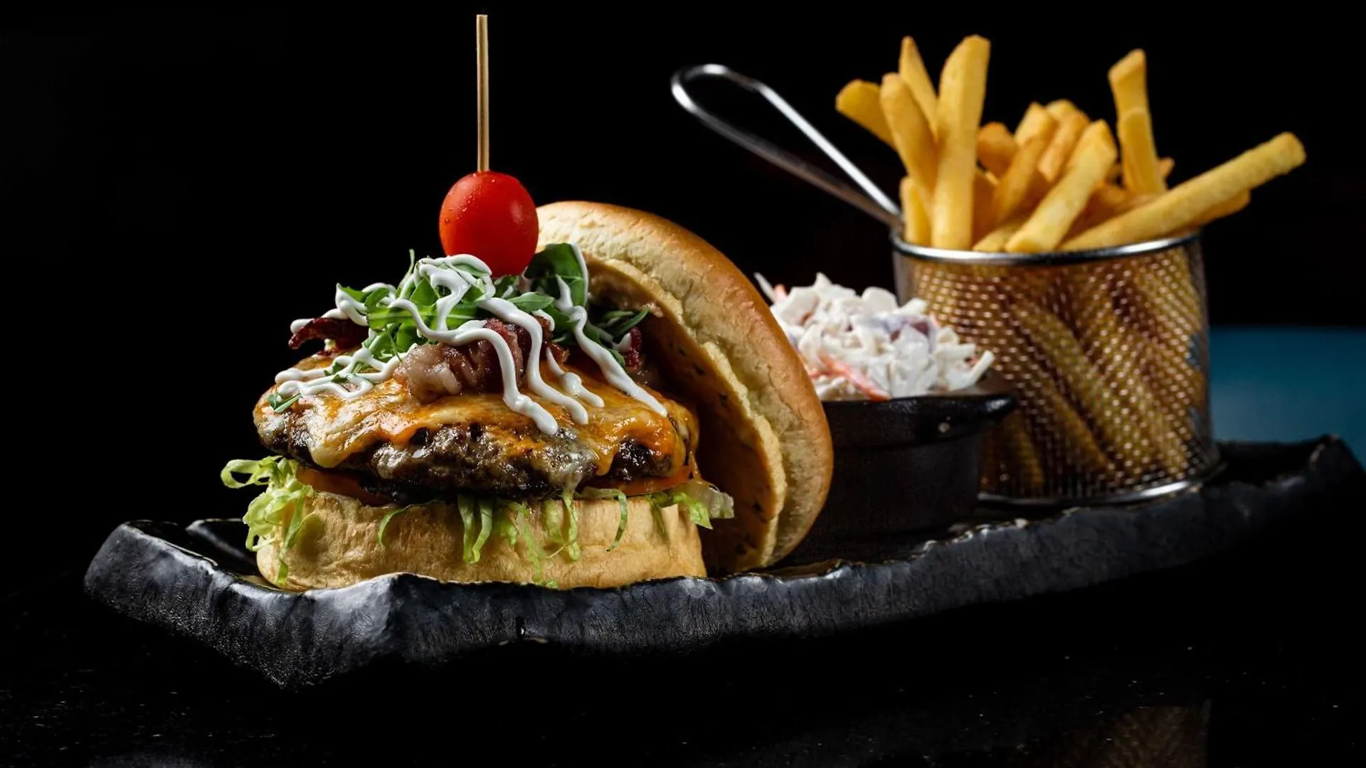 מלון Hilton Dubai Al Habtoor City